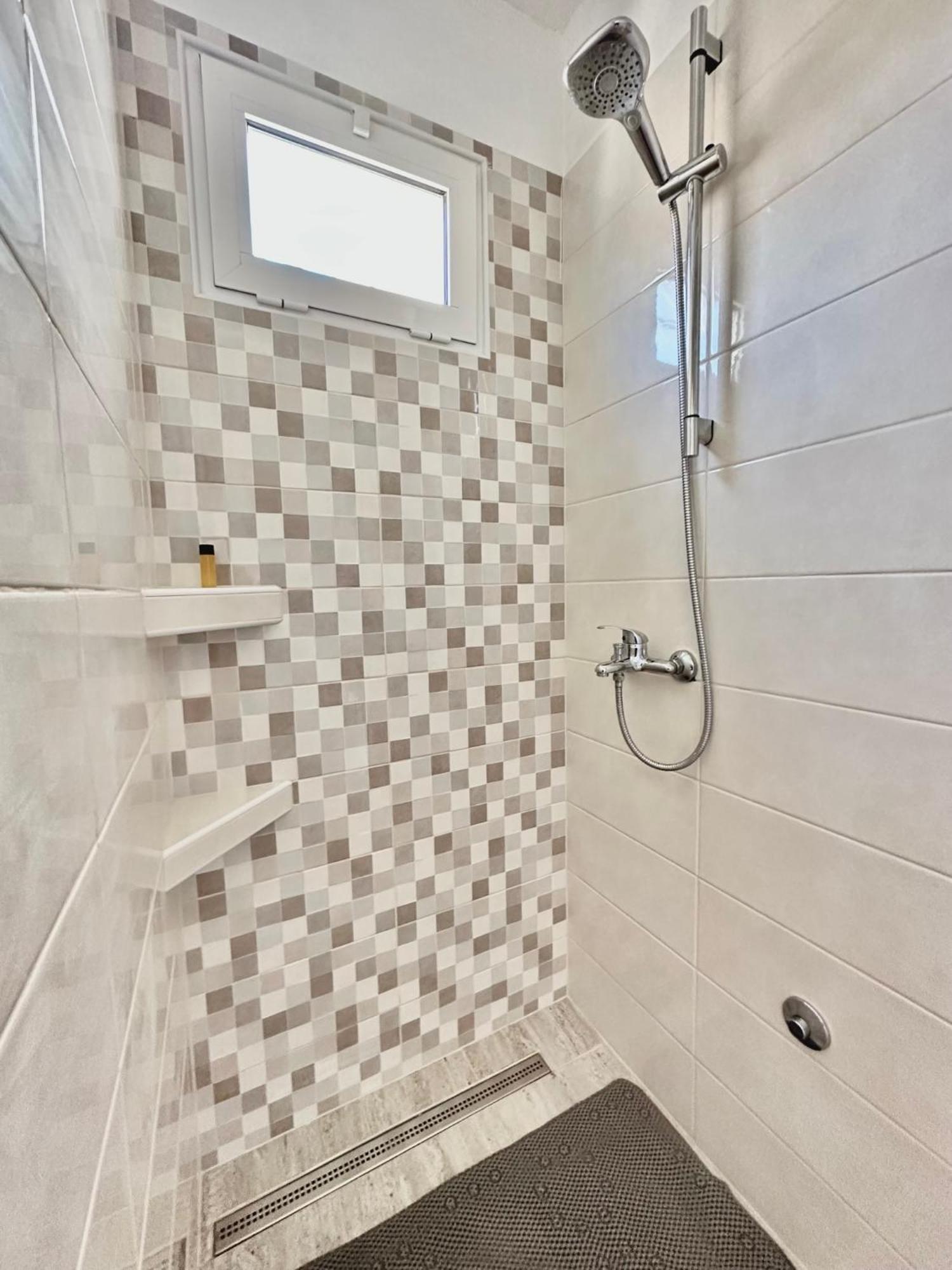 Apartments Hajl Krk Town Luaran gambar