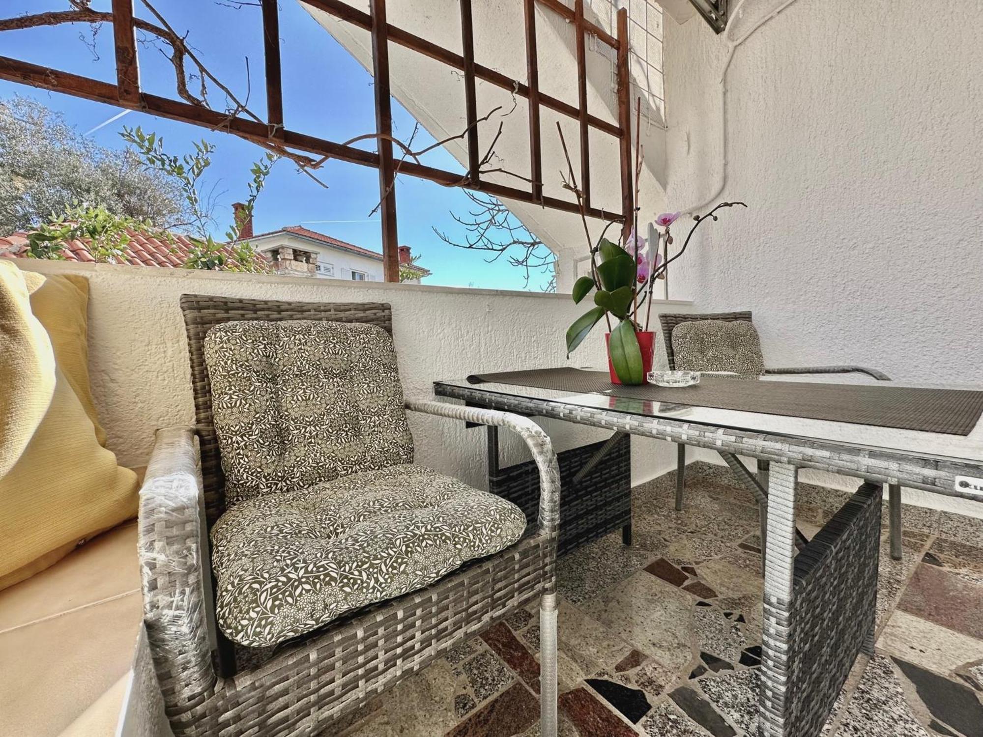 Apartments Hajl Krk Town Luaran gambar