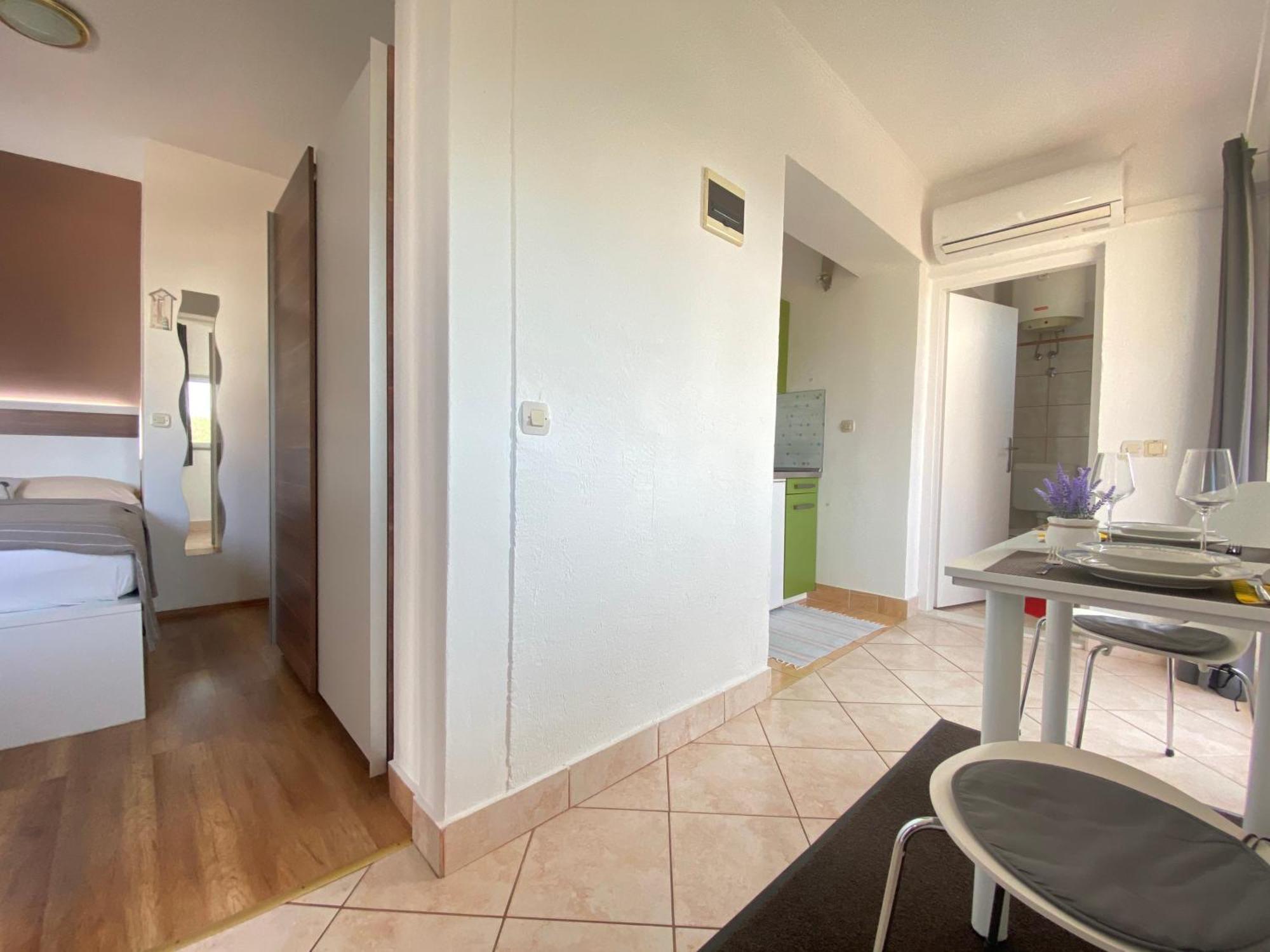 Apartments Hajl Krk Town Luaran gambar