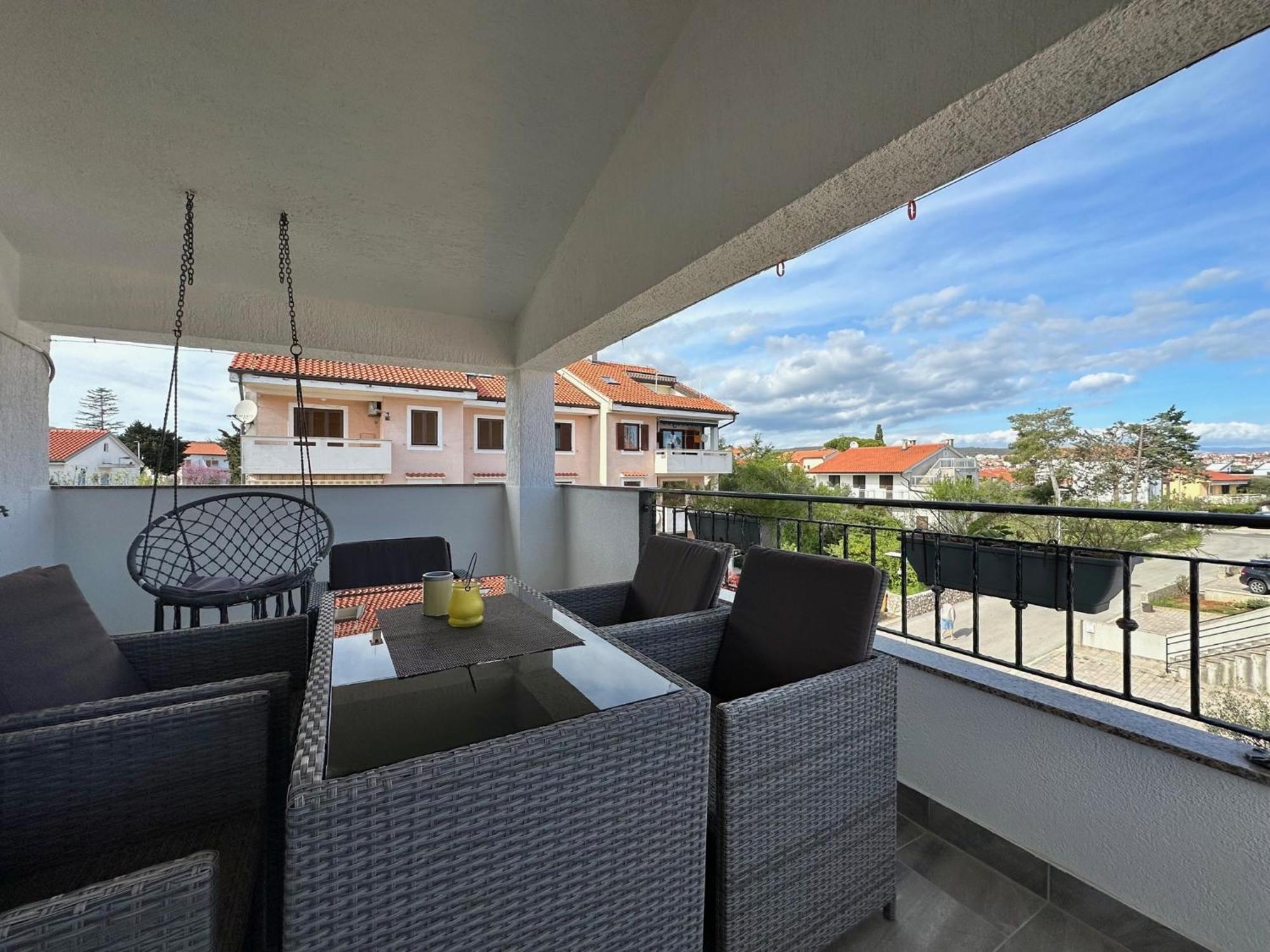 Apartments Hajl Krk Town Luaran gambar