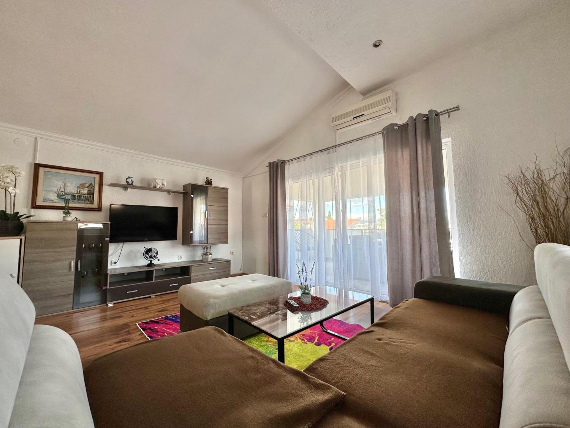Apartments Hajl Krk Town Luaran gambar